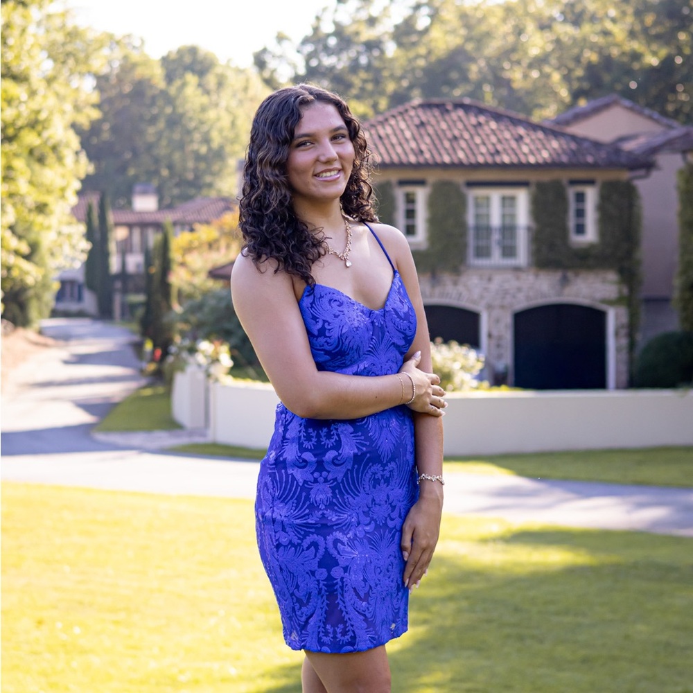 Elegant Blue Lace Mini Dress